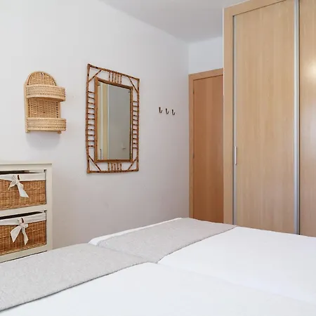 Apartment Uhc Ebromar